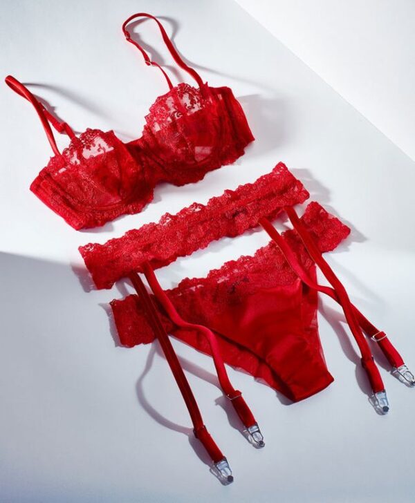 dentelle-string-sous-vetements-femme-rouge